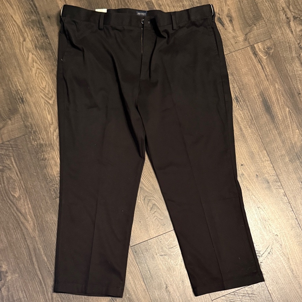 Dockers Men's Black Dress Pants - Straight Professional Fit